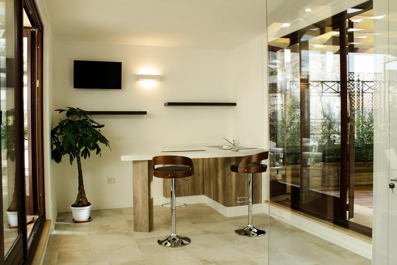 Signuria Dimora Esclusiva Bed & Breakfast Lecce Exterior photo